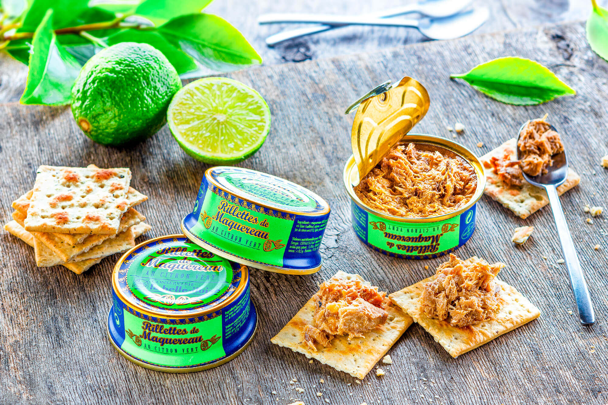 photo de rillettes de maquereau pour la conserverie La Belle Illoise en Bretagne par Antoine Duchene photographe