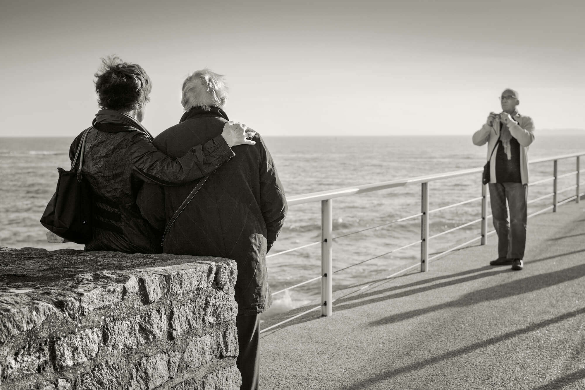 Street Photography, photo en noir et blanc au Leica, Canon et Nikon par Antoine Duchene photographe