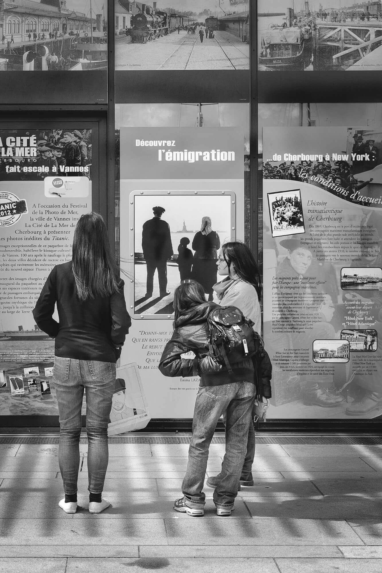 Street Photography, photo en noir et blanc au Leica, Canon et Nikon par Antoine Duchene photographe