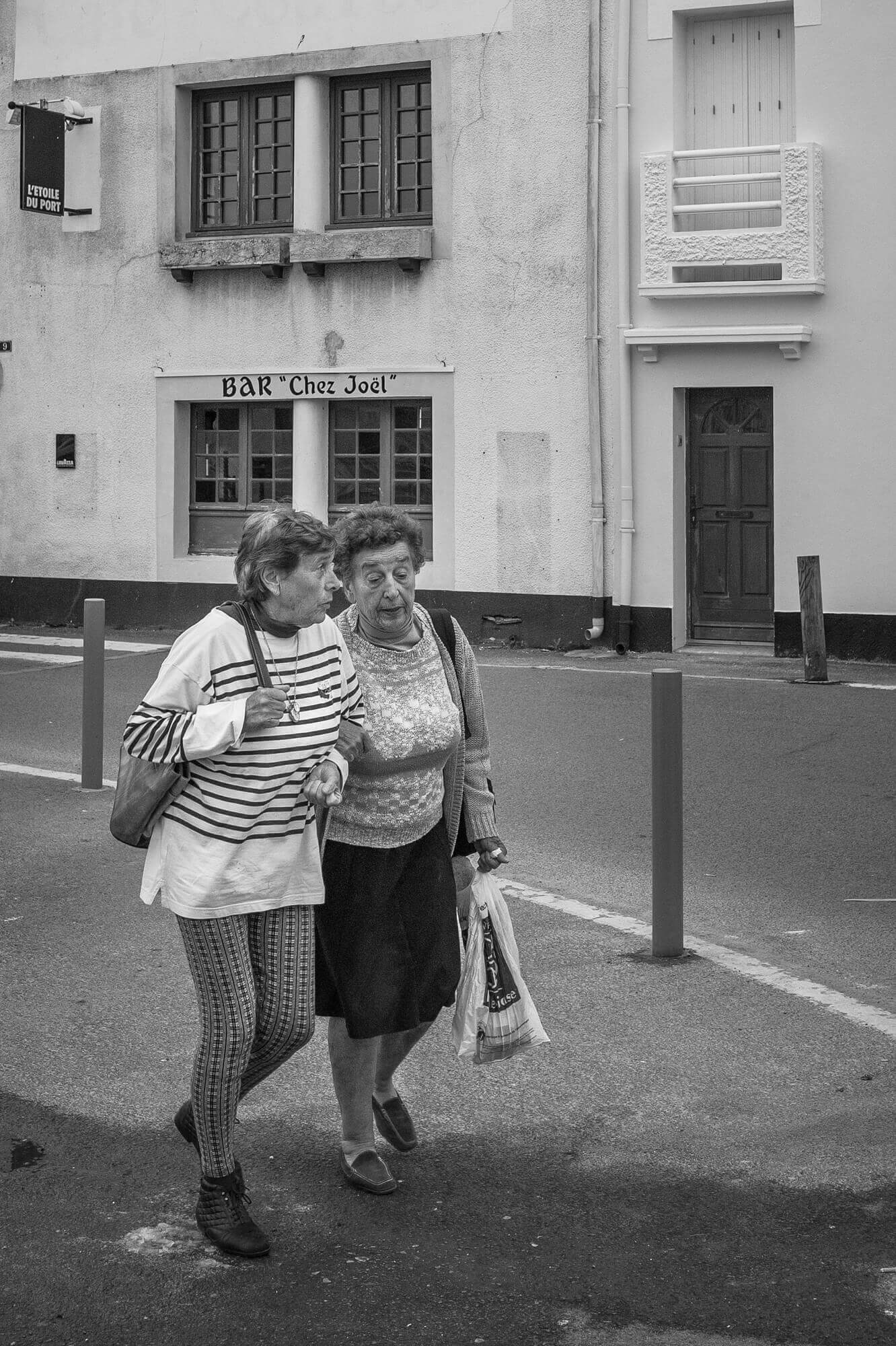 Street Photography, photo en noir et blanc au Leica, Canon et Nikon par Antoine Duchene photographe